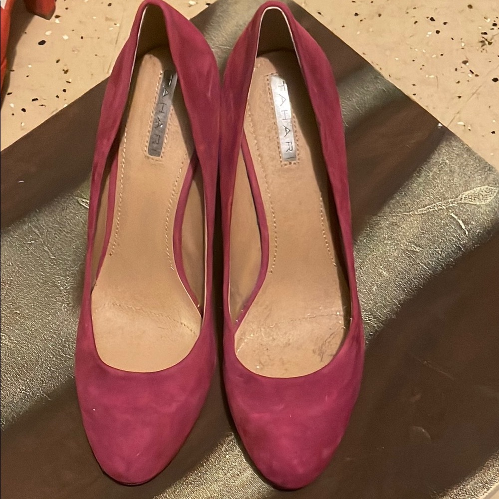 Tahari Women's Pink Pumps